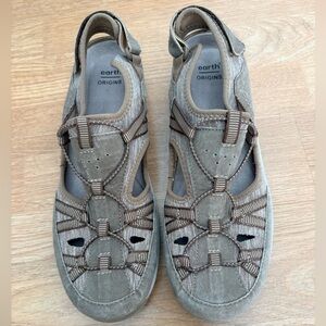 Earth Origins Skye Sid Fisherman Sneaker Sandals NWOT  Size 9.5W